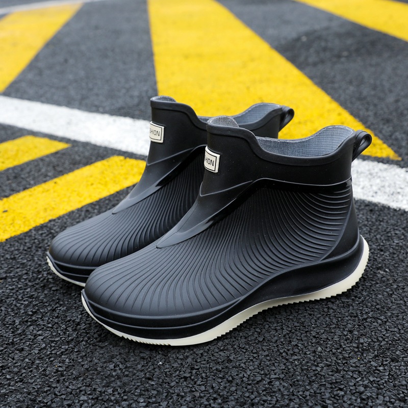 Fashionable rain boots for women