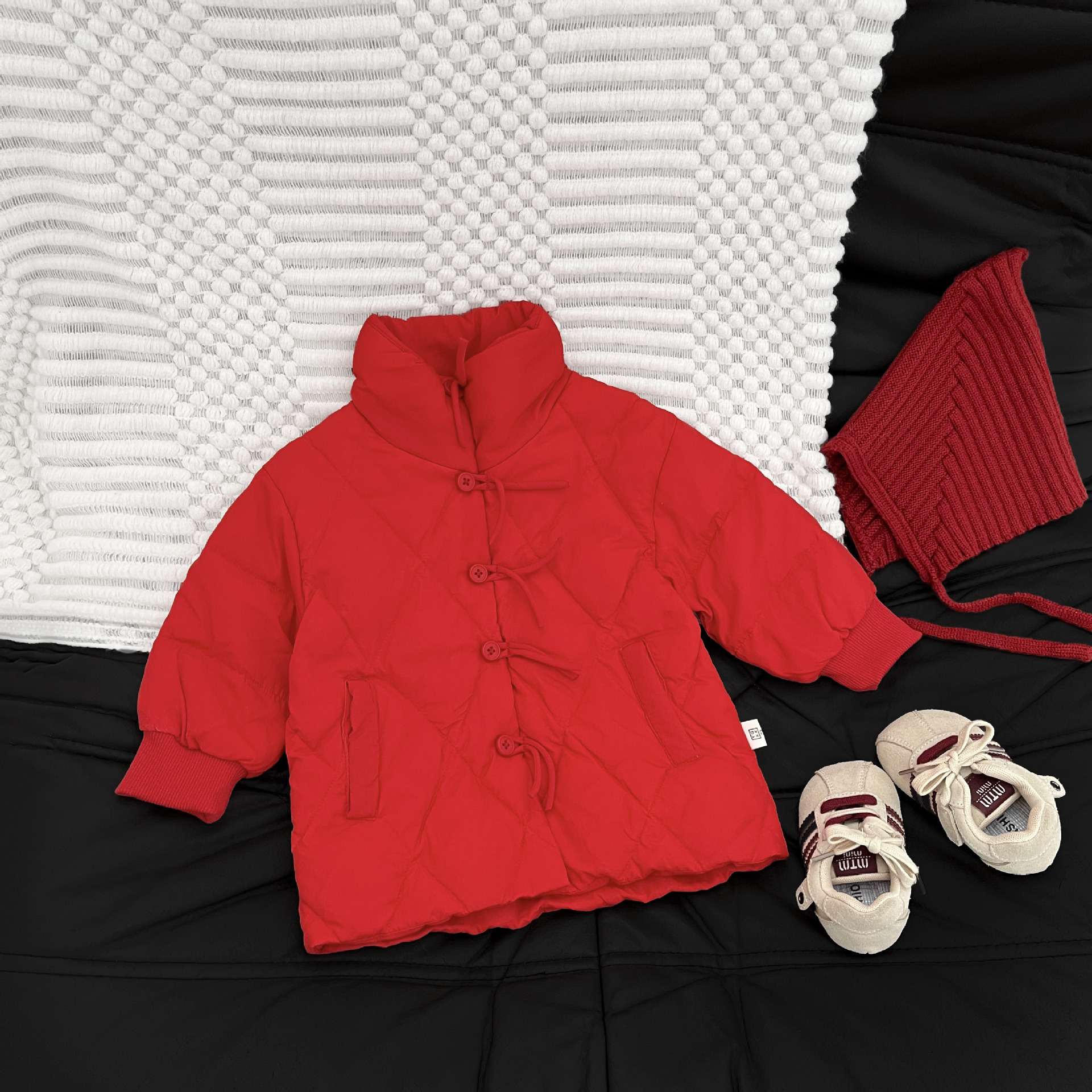 Niños rojos festivos de Año Nuevo chaqueta de plumón invierno ropa de bebé abrigado invierno abrigo de invierno