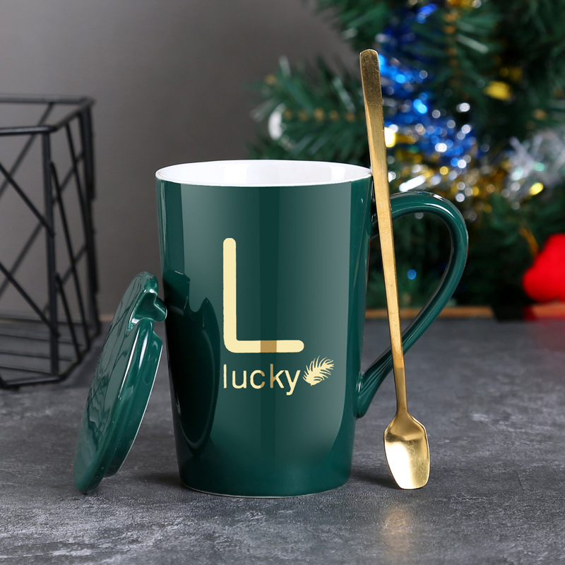 Tazas de cerámica de gran capacidad para hombres y mujeres con cubierta simple taza de café de leche de pareja de estudiantes taza de menú