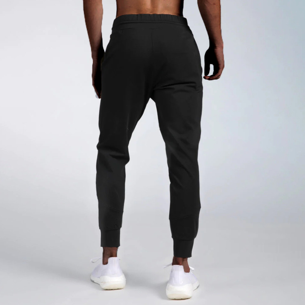 Black_ActiveJogger_Back_4d74a5
