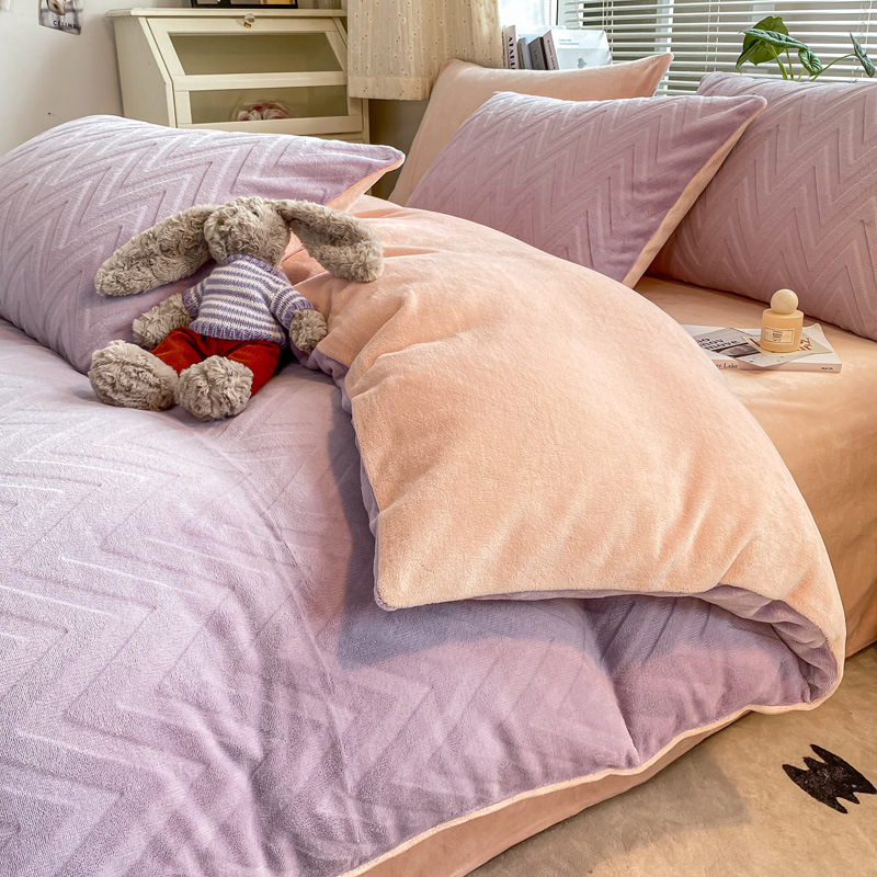 Nueva cubierta de edredón de terciopelo tallado de 1,5 metros cubierta de edredón de 1,8 metros cubierta de edredón de dormitorio de estudiantes cubierta de edredón de terciopelo de leche