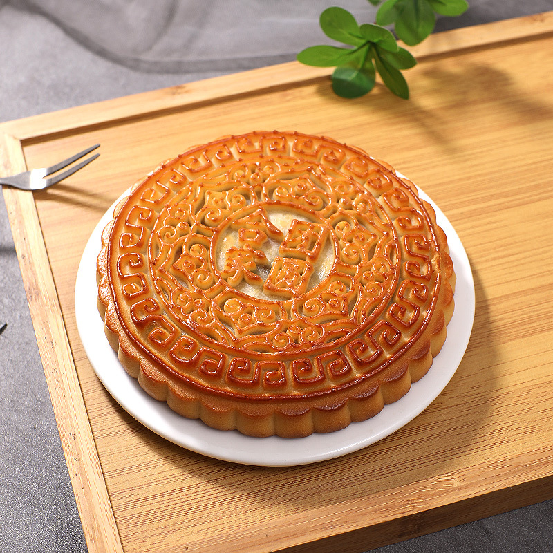 Bánh Trung Thu Size Lớn: Món Quà Ý Nghĩa Ngày Lễ