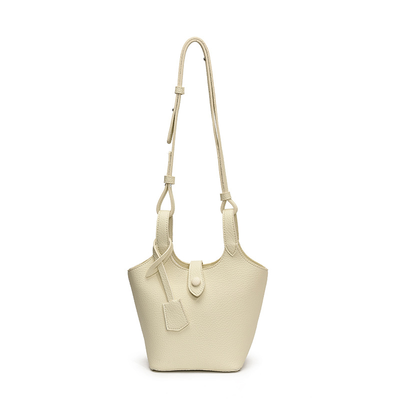 Bolsos de cesta de verduras populares de este año para mujer 2025 nuevo bolso de hombro súper caliente bolso de cubo de ocio simple