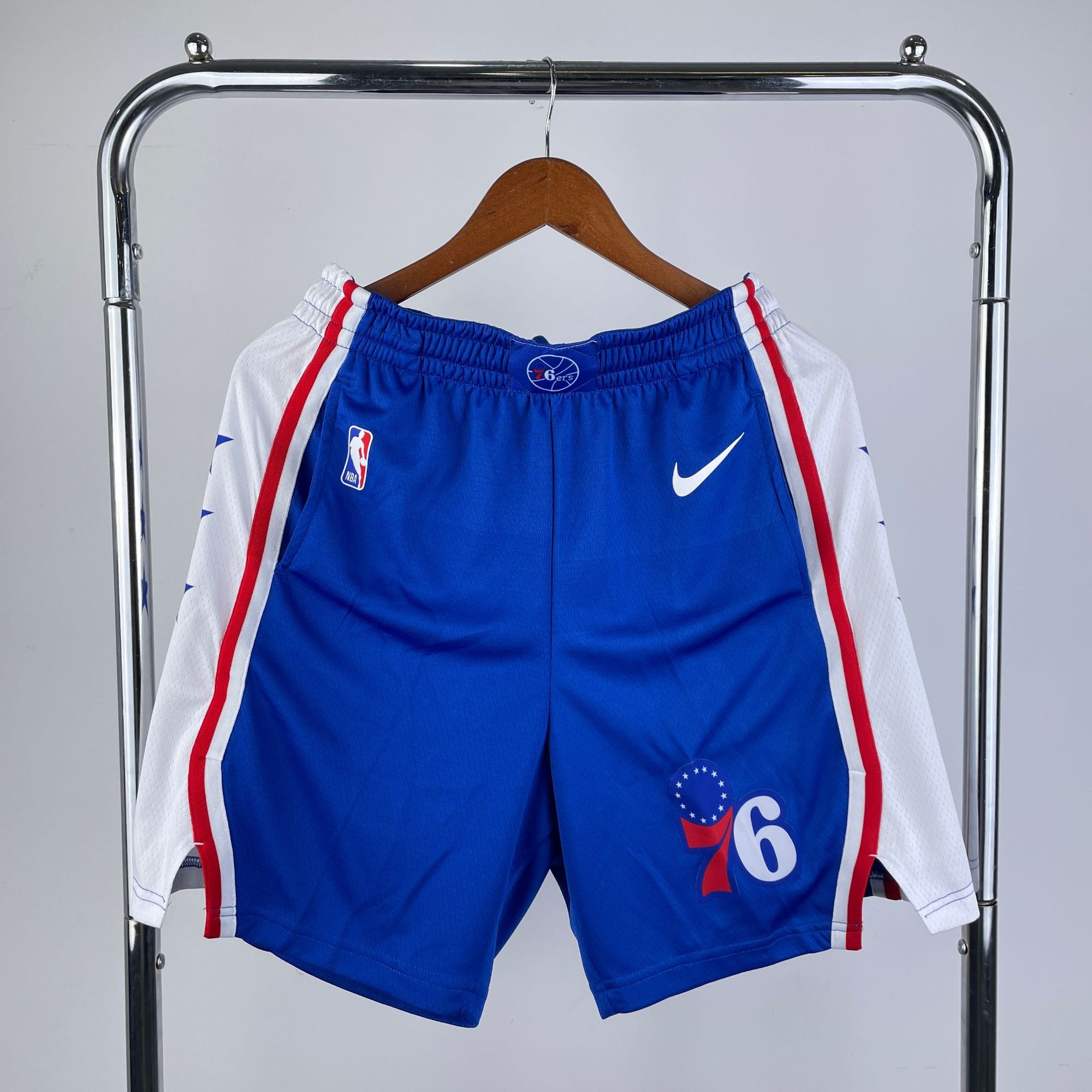 NBA76人队 Basketball Shorts Image 2