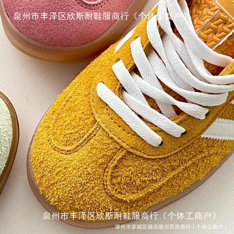 Wholesale German training shoes GAZELLE, original quality from Putian, Adidas training shoes for men and women, retro Samba versatile low-top sneakers