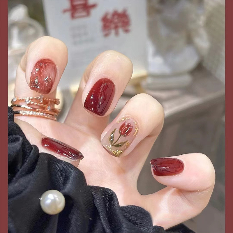 New Year's Short Velvet Rose Wear Armor Cherry Red Wear Nail Art Sizi Dye Gold Foil Gentle Removable Nail