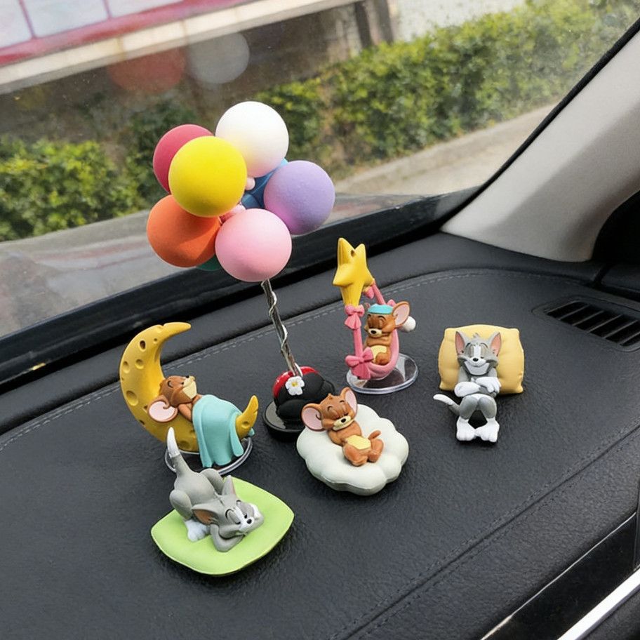 Tom and Jerry Car Ornaments, Cute Cartoon Car Interior Decorations, Healing and Stress-Relieving Small Ornaments, Dolls, Small Figurines