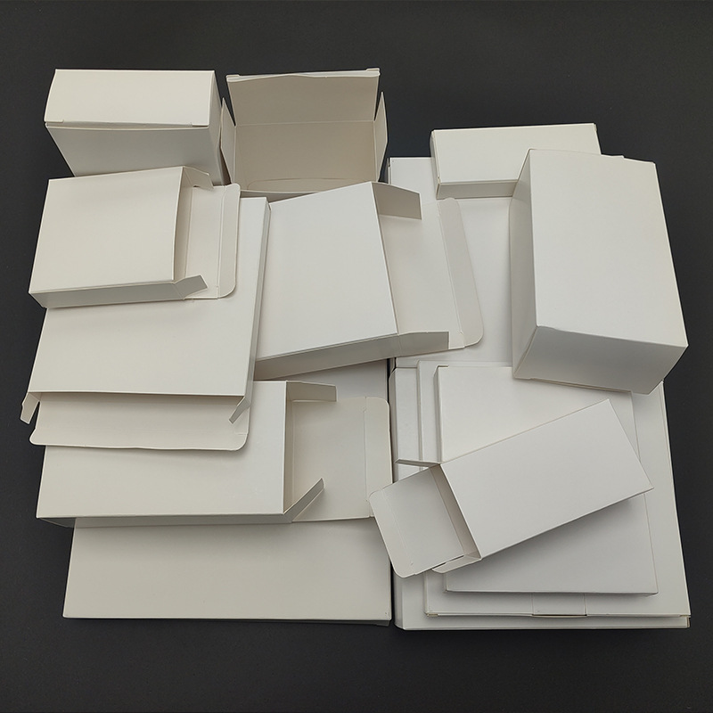 白卡纸盒 扁平白盒现货批发 中性白色翻盖纸盒子折叠包装盒 彩盒