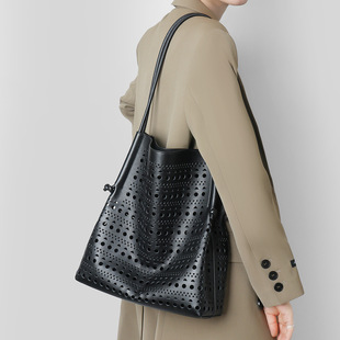 Bags Korean Niche Cut Out Large-Capacity Genuine Leather Tote Bag European and American New Shoulder Bag Commuter Women's Bag