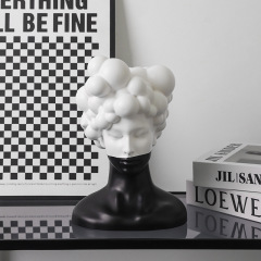 現代の抽象的な人物の彫刻の装飾品ホームリビングルームエントランスモデルルームホテルヴィラアートソフト装飾