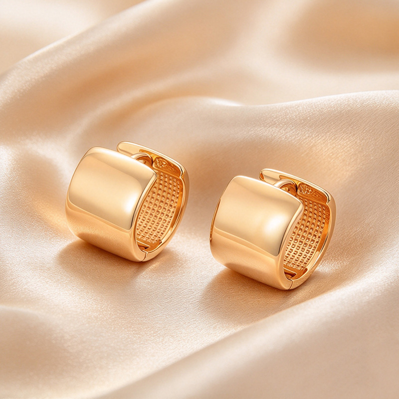 Pendientes de Aro con Zirconia de Aleación de Cobre Bañado en Oro de 18K