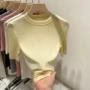 新款修身圆领短袖上衣