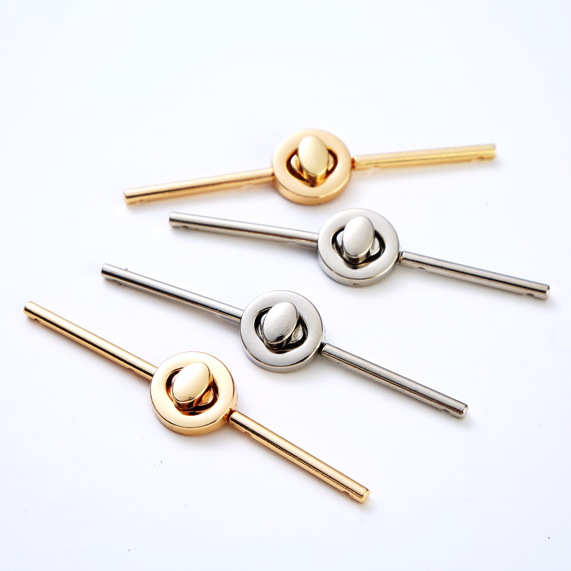 607db0192b81a8fe6675d8830a33b2