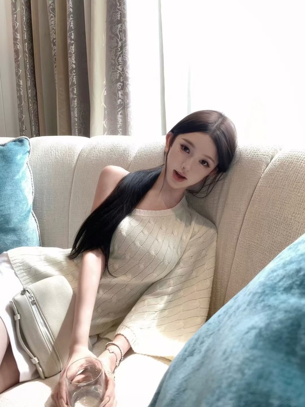 设计感千金风斜肩背心修身显瘦露肩百搭长袖针织不规则上衣早秋女|undefined