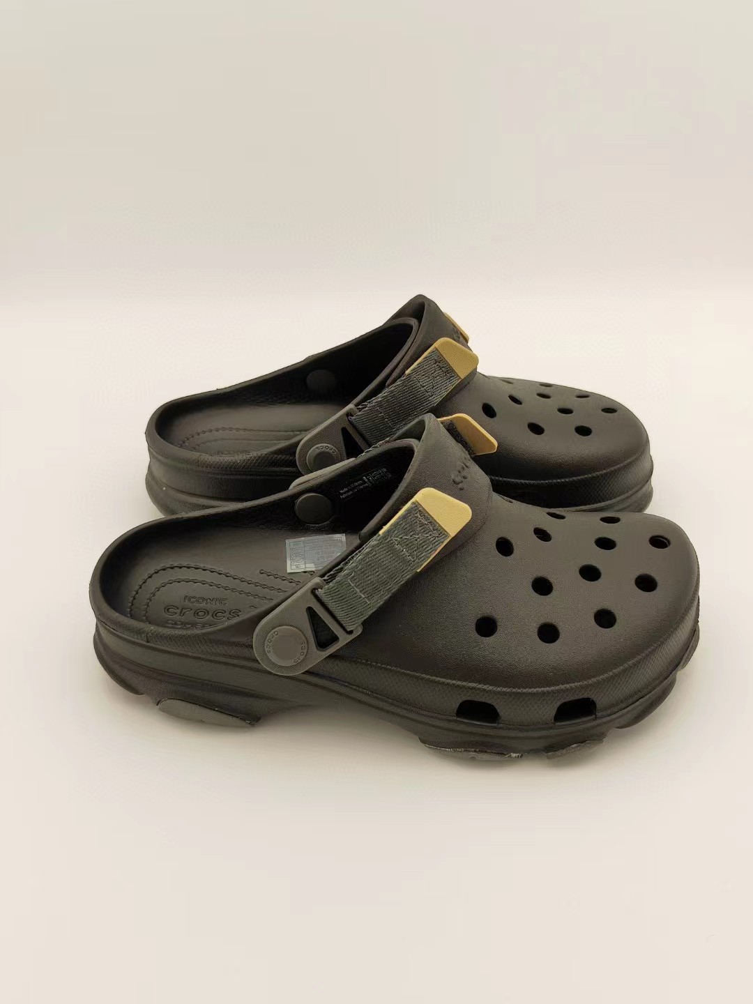 New men's and women's Trine clogs Kroger...