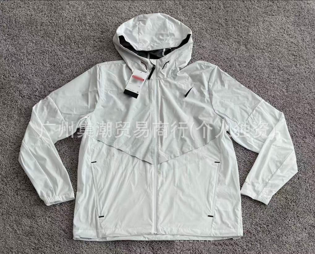 Nuevo traje de asalto deportivo de hielo primavera y otoño chaqueta de secado rápido chaqueta encapuchada a prueba de viento chaqueta de otoño chaqueta de hombre