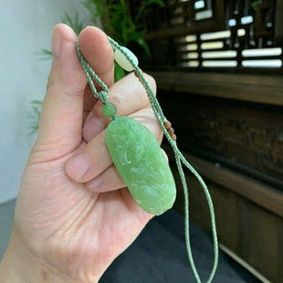 Jin Yu Tang Xinjiang Hetian Jade Apple Green Jasper Happy Glittering and Jade Run Color Refreshing Carved Lotus