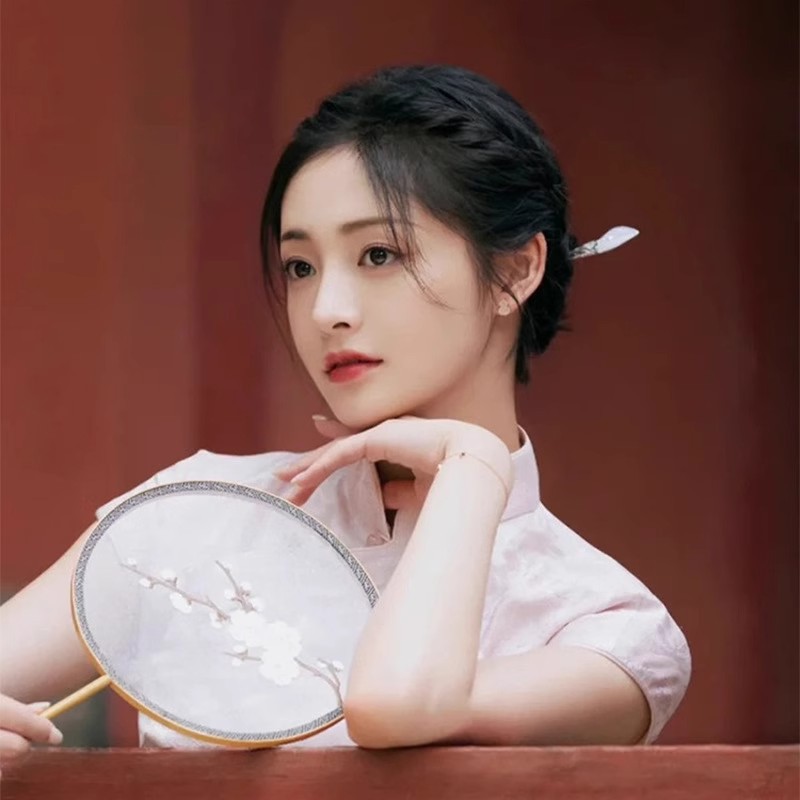 Estilo antiguo chino Han ropa de aleación de mujeres LiuLiBuoQiao