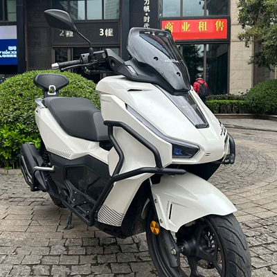Honda NWG150 one-stop modified motorcycle: Motorcycle bumper - black-front-bumper-gv-backrest-exhaust-bar