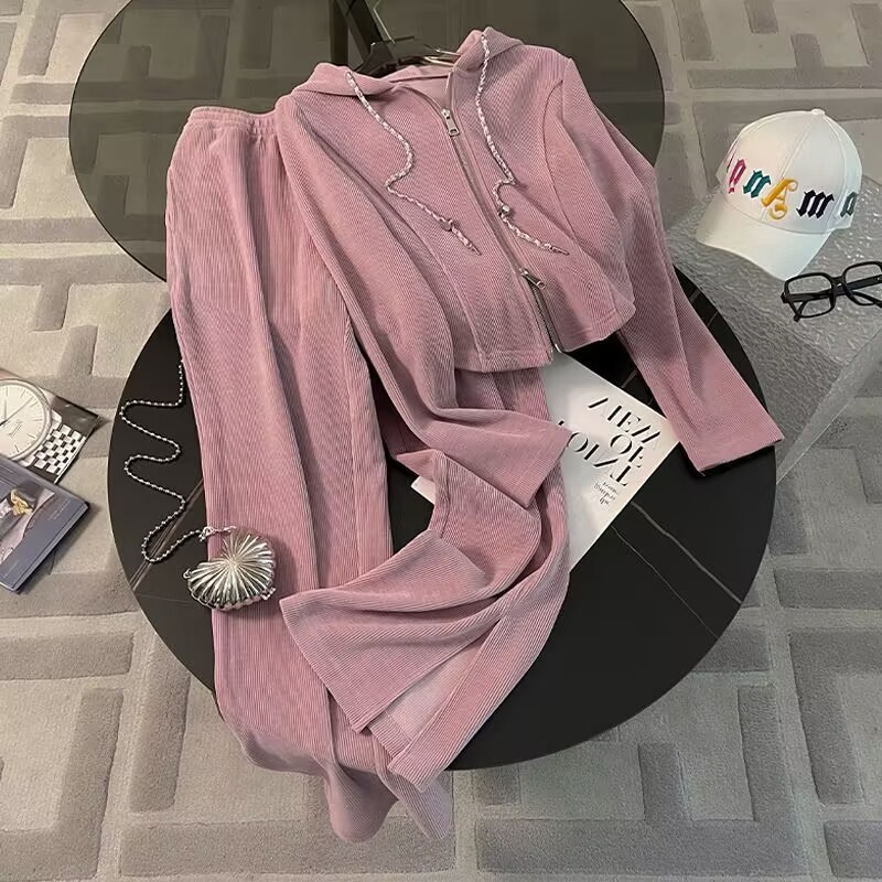 001 Europees stijl casual roze sportpak voor vrouwen vroege herfst 2024 nieuwe losse split wijde broek tweedelig set #882_voghion.com