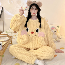珊瑚绒睡衣冬季新款双长圆领麦穗花保暖柔软舒适睡衣可爱卡通绣花