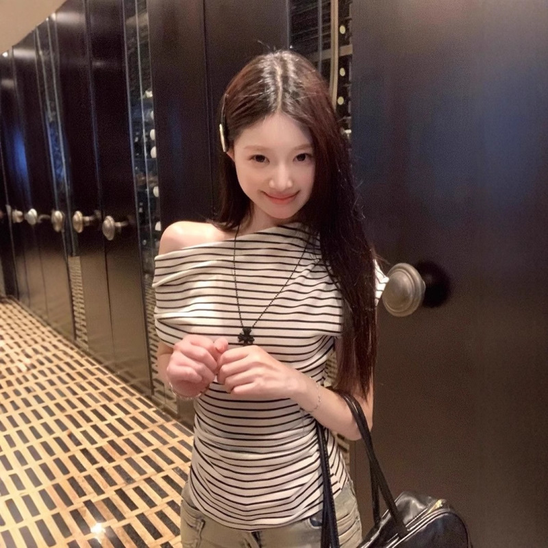 外贸流行条纹一字肩短袖T恤女2025夏季韩系风修身小心机露肩外贸|undefined