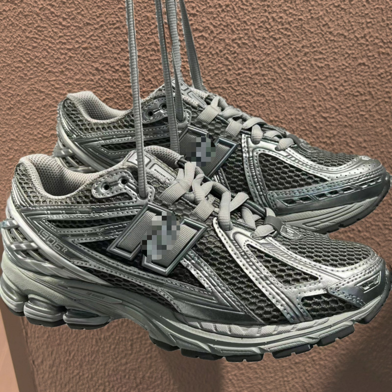 Putian Shoes Pure Original Flagship Nba1906R Liquid Silver Retro Dad Shoes Low-Top Sports Shoes Men's Running Shoes Putian Shoes Pure Original Flagship Nba1906R Liquid Silver Retro Dad Shoes Low-Top Sports Shoes Men's Running Shoes