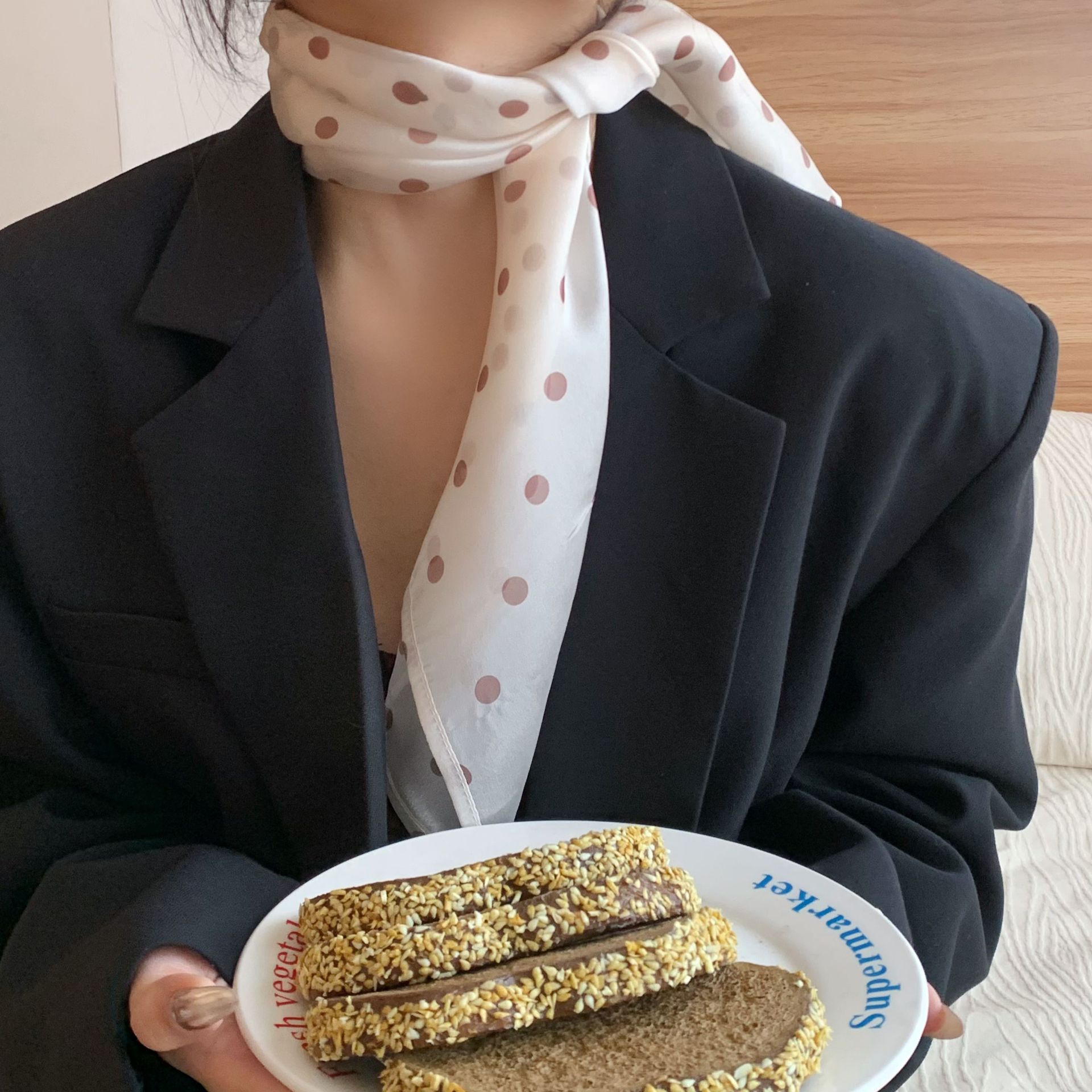 Bufanda de seda para mujer, bufanda cuadrada, estilo fino de primavera y verano de alta calidad, estilo occidental, bufanda de cuello de todo fósforo, bufanda, diadema al por mayor