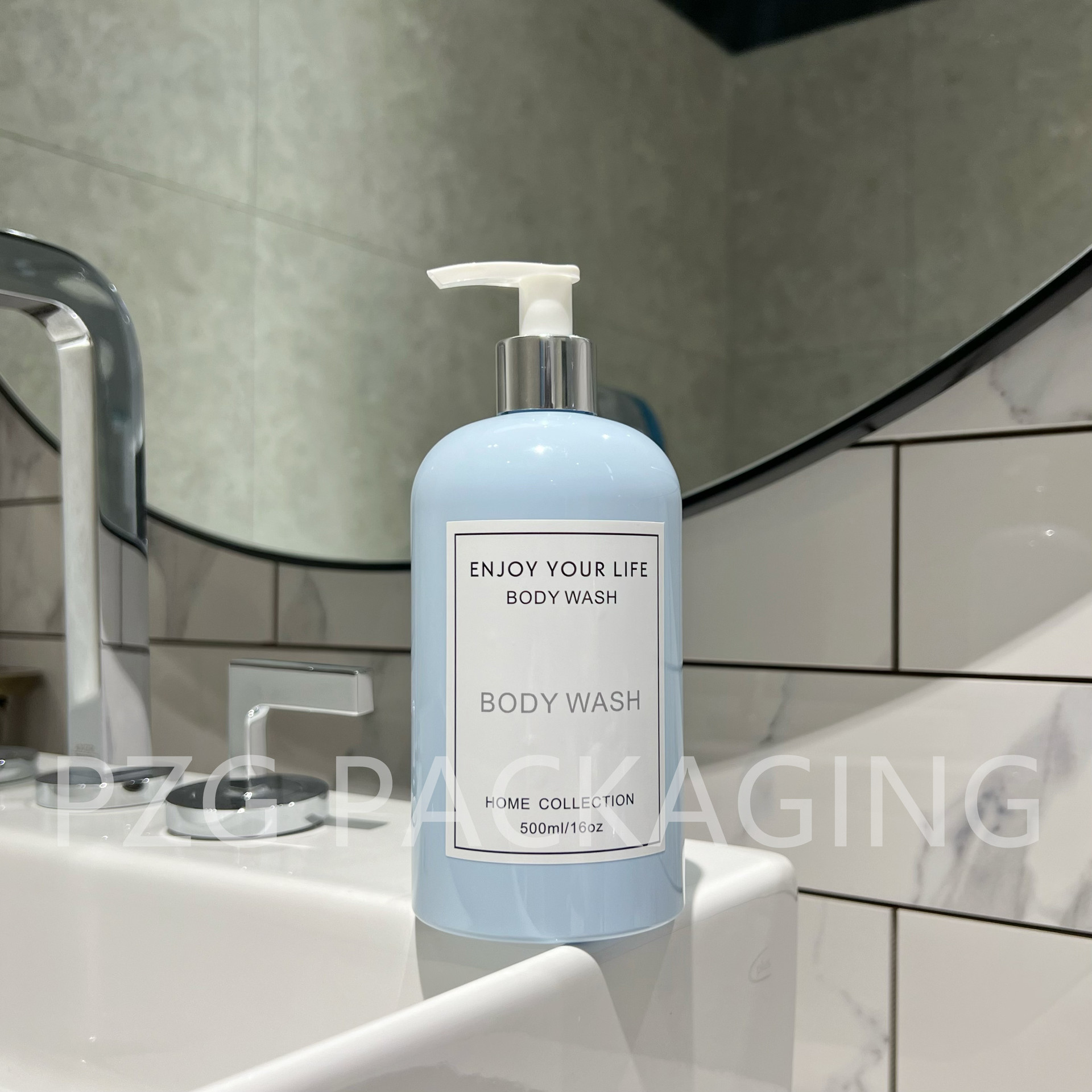 Azul simple Boston hombro redondo de gran capacidad comercial 500ml botella de emulsión de plástico a prueba de fugas