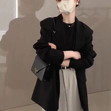 ��ɫ���b����Ů���|����2025�n���¿�����eС���Ӊ|������