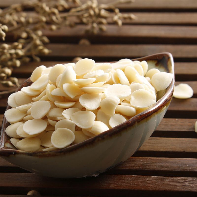 Peeled Bitter Apricot Kernel Xing Ren 500g Dried Chinese Herbal Ingredient for Decoctions and Culinary Use overview