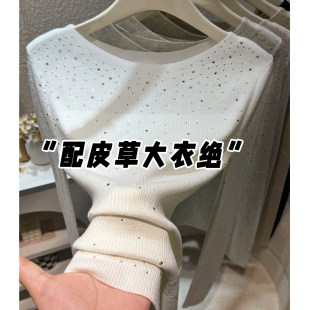 �H��춮aƷչʾ����-���W�W�C�һ���Iᘿ���Ů�ﶬƤ�݃ȴ���