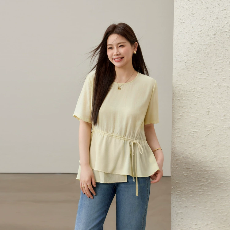 [Дизайнерская элегантная универсальная рубашка, уменьшающая возраст] Тонкая и красивая женская одежда больших размеров, толстая мм, лето 2025, новый стиль