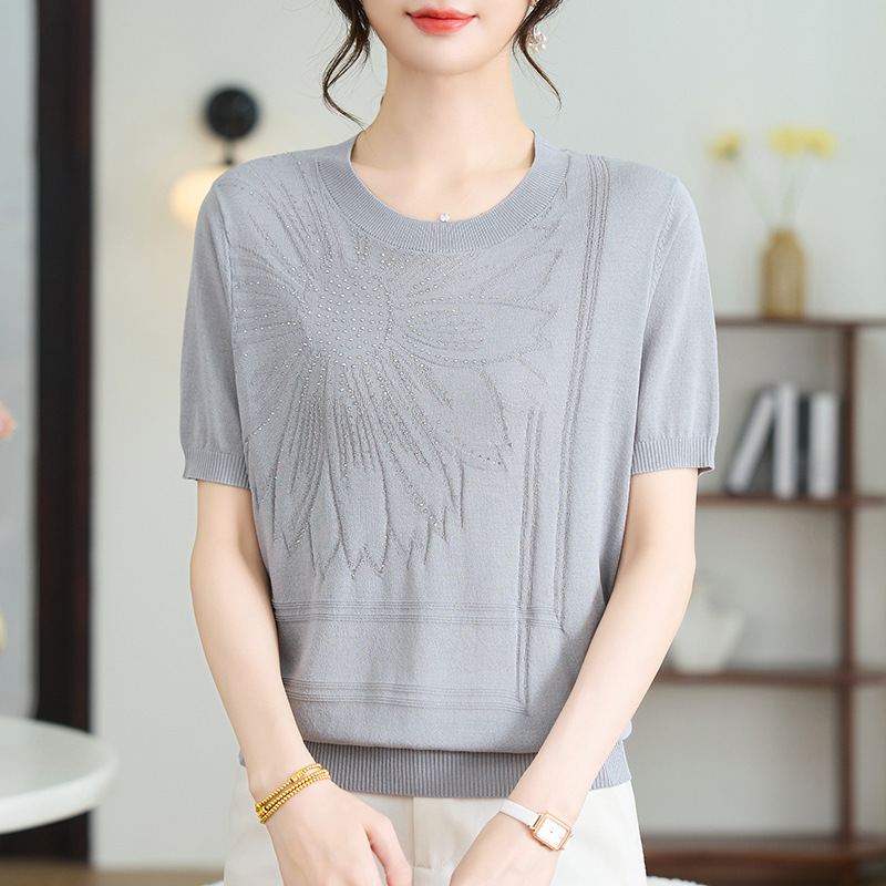 Trendy Mom Summer Knit Top, Middle-Aged Women's Short-Sleeve T-Shirt, Middle-Aged and Elderly Summer Wear, Age-Reducing Mother's Day Clothing Trendy Mom Summer Knit Top, Middle-Aged Women's Short-Sleeve T-Shirt, Middle-Aged and Elderly Summer Wear, Age-Reducing Mother's Day Clothing