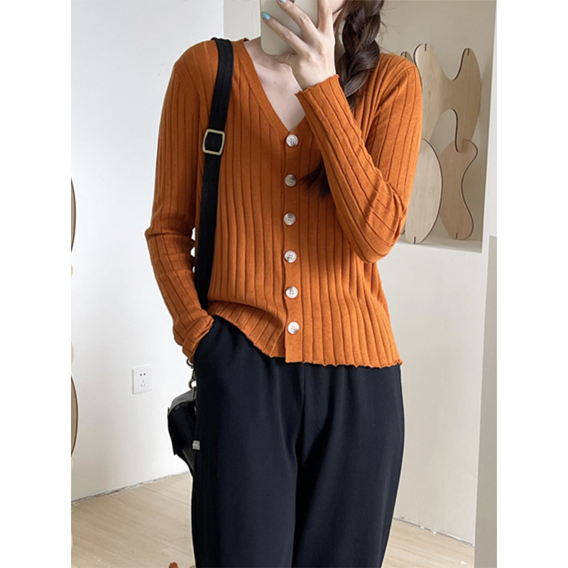 Orange 2021 autumn girl solid color V-neck long sleeve age-proofing striped sweater loose temperament bottoming shirt 0127