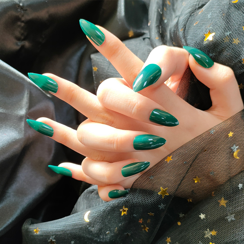 Venta caliente de uñas postizas de gotas de agua puntiagudas de almendras, verde oscuro, uñas de vestir blancas, 24 piezas, uñas de uñas de color sólido