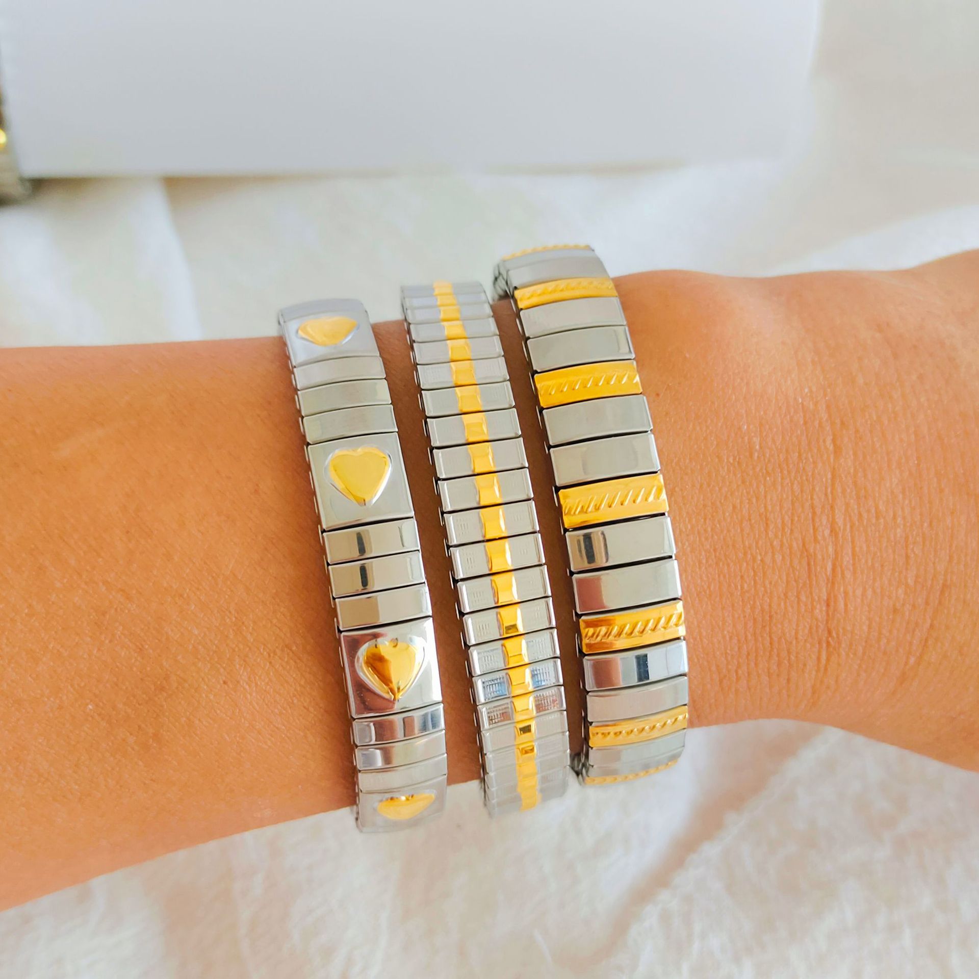 T-shirts & Shirts display picture 4