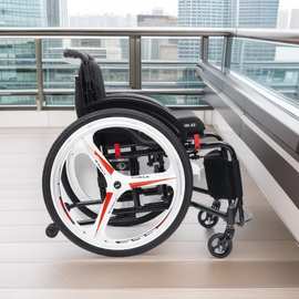 手动多功能运动轮椅电动驱动车头手动铝合金轮椅可折叠可上飞机