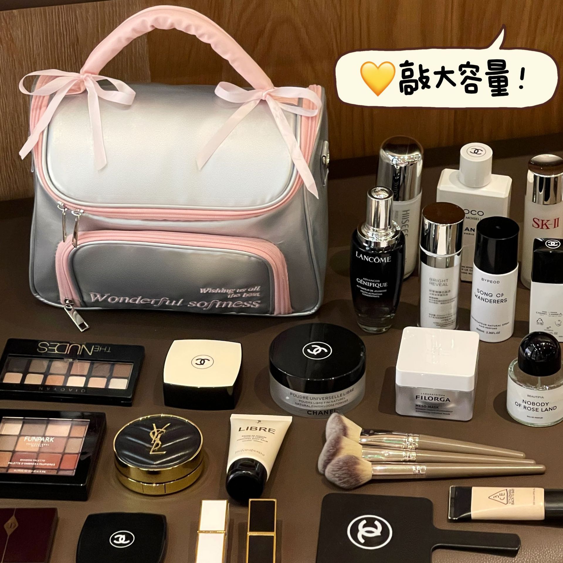 Nueva bolsa de maquillaje de arco simple portátil bolsa de almacenamiento de mano bolsa de lavado impermeable de gran capacidad