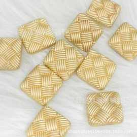 现货方形金属纽扣仿毛线条纹扣子网格气质斜纹扣子西装开衫毛衣扣