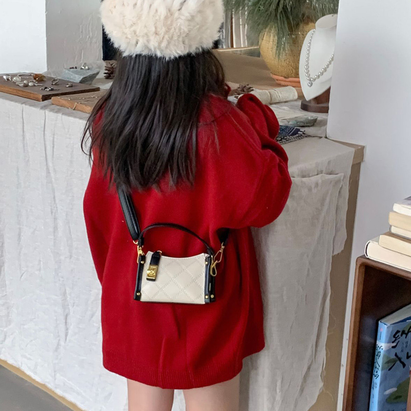 Bolso de moda de bordado de diamante para niñas, mini bolso de hombro para hombres y mujeres, 2026 nuevo bolso de accesorios para niños