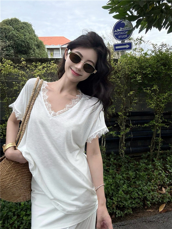 韩系绝美小套装宽松蕾丝边V领短袖T恤上衣高腰网纱拼接鱼尾半身裙|undefined
