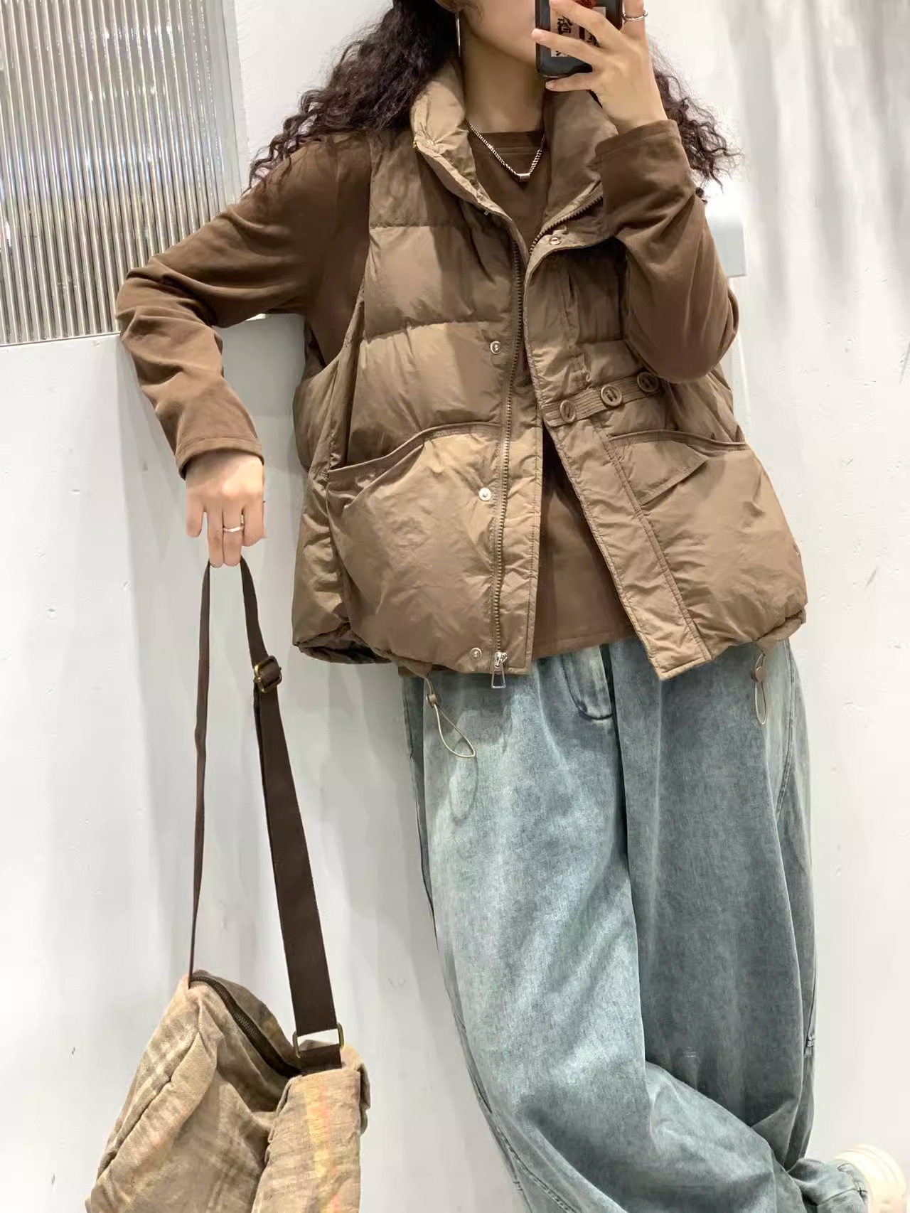 카키색
