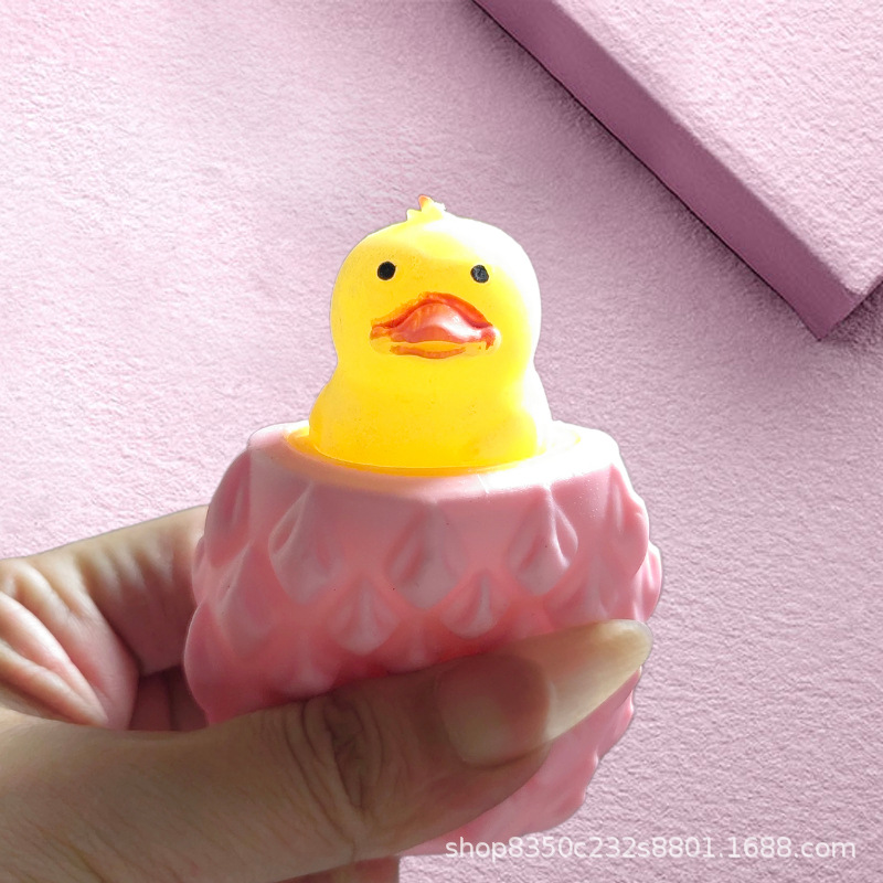 Explosiones transfronterizas de piña taza de pollo extruido taza de pellizco creativo de ventilación artefacto regalo de descompresión juguetes de descompresión mayorista