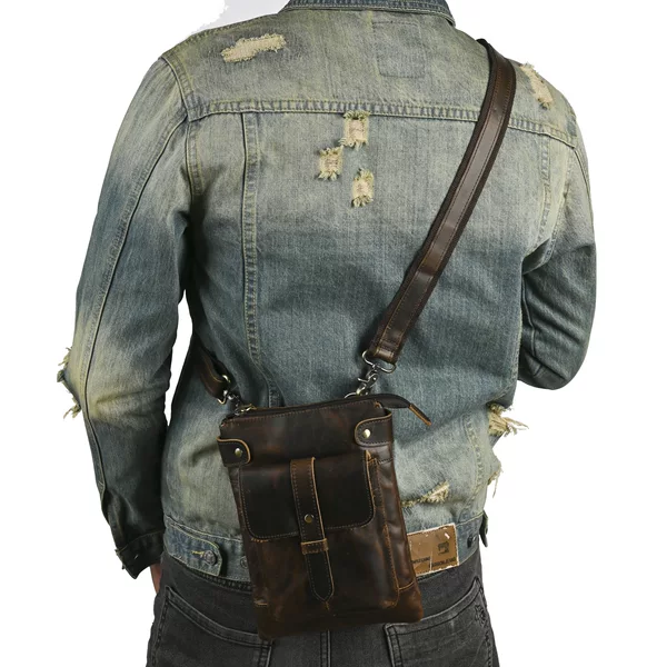 The first layer of tree cream leather men's fashionable cool mobile phone camera outdoor 10 inch small shoulder diagonal bag waist bag 8711