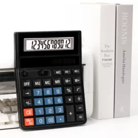 计算器;闹钟、台钟;计时器