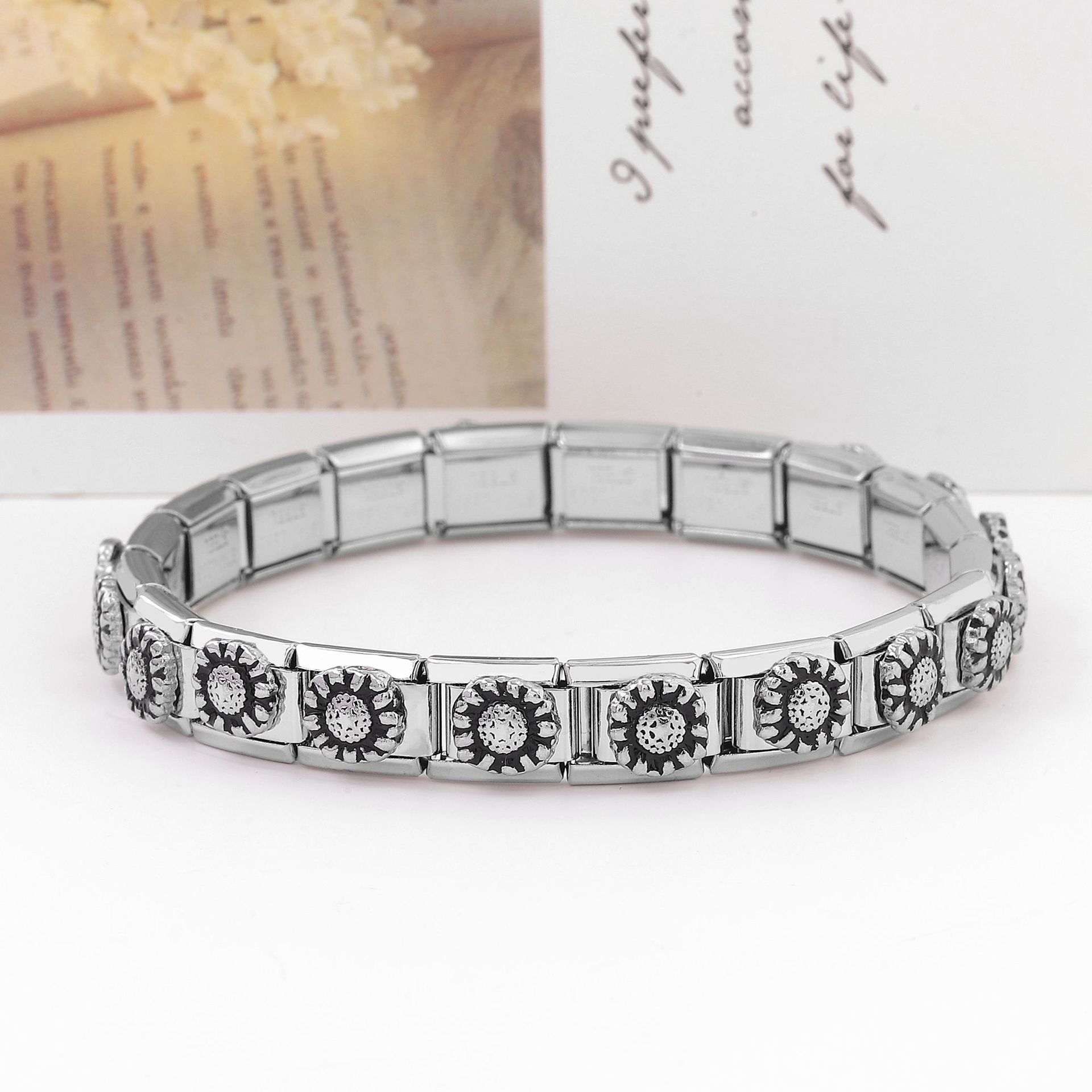 1 Piece Stainless Steel Rhinestones Heart Shape Flower Rectangle Polished Beads display picture 3