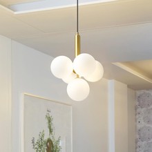 北欧简约份子魔豆吊灯后现代卧室餐厅设计师吊灯轻奢创意圆球灯具