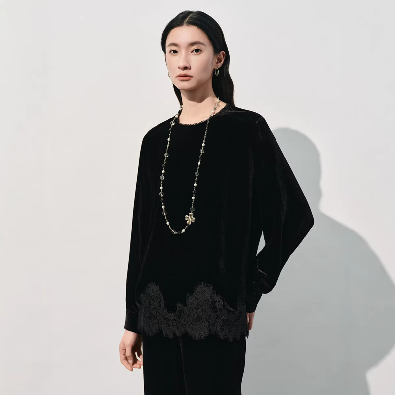 Lace Splicing Silk Velvet Long-Sleeved Shirt for Women, Made of Mulberry Silk, New Chinese Style, with a Draping Effect, Elegant and Suitable for Commuting as an Inner Layer Top