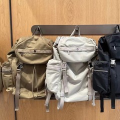 25L 设计双肩包女大学生大容量旅行背包日系简约通勤高中生书包潮